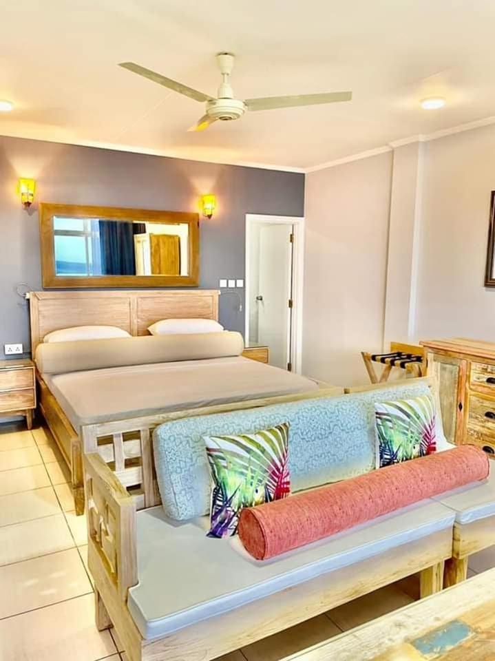 Beau Vallon Studios - Apartments Vacation Rentals Victoria Exterior foto